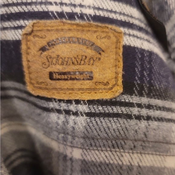 St. John’s Bay plaid flannel button down shacket   Sz Large - Picture 3 of 9